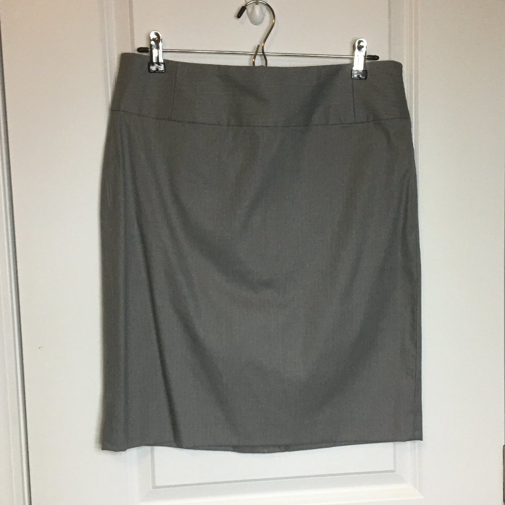 Banana Republic Factory Gray Mini Skirt Size 8